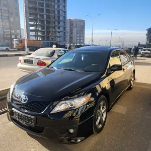 Toyota Camry, 2011