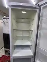 Холодильник Hotpoint Ariston-4