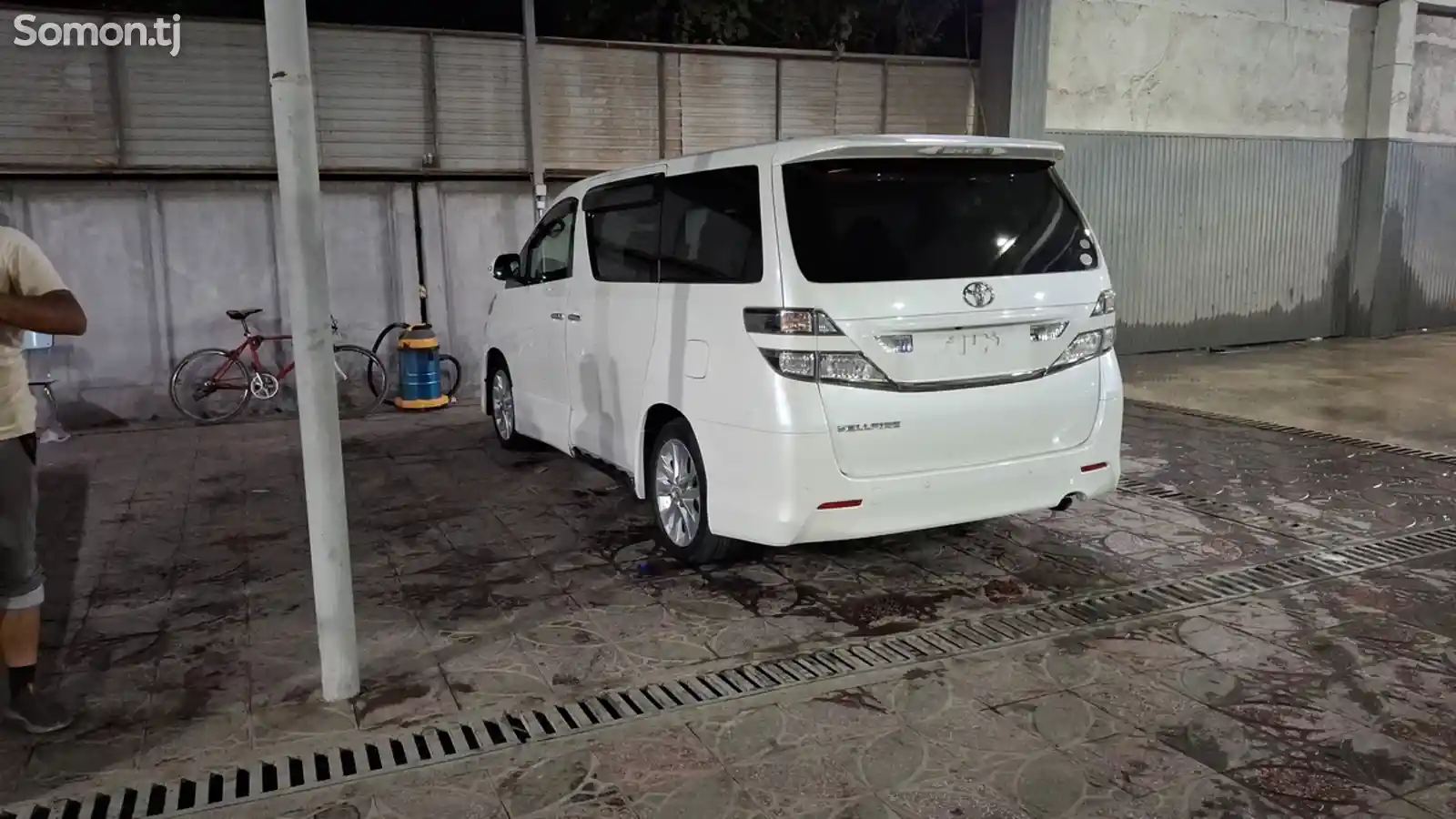 Toyota Vellfire, 2014-4