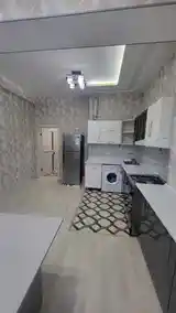 2-комн. квартира, 10 этаж, 79м², Гранд отель-10