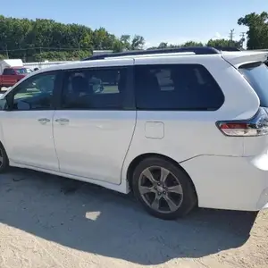 Toyota Sienna, 2017