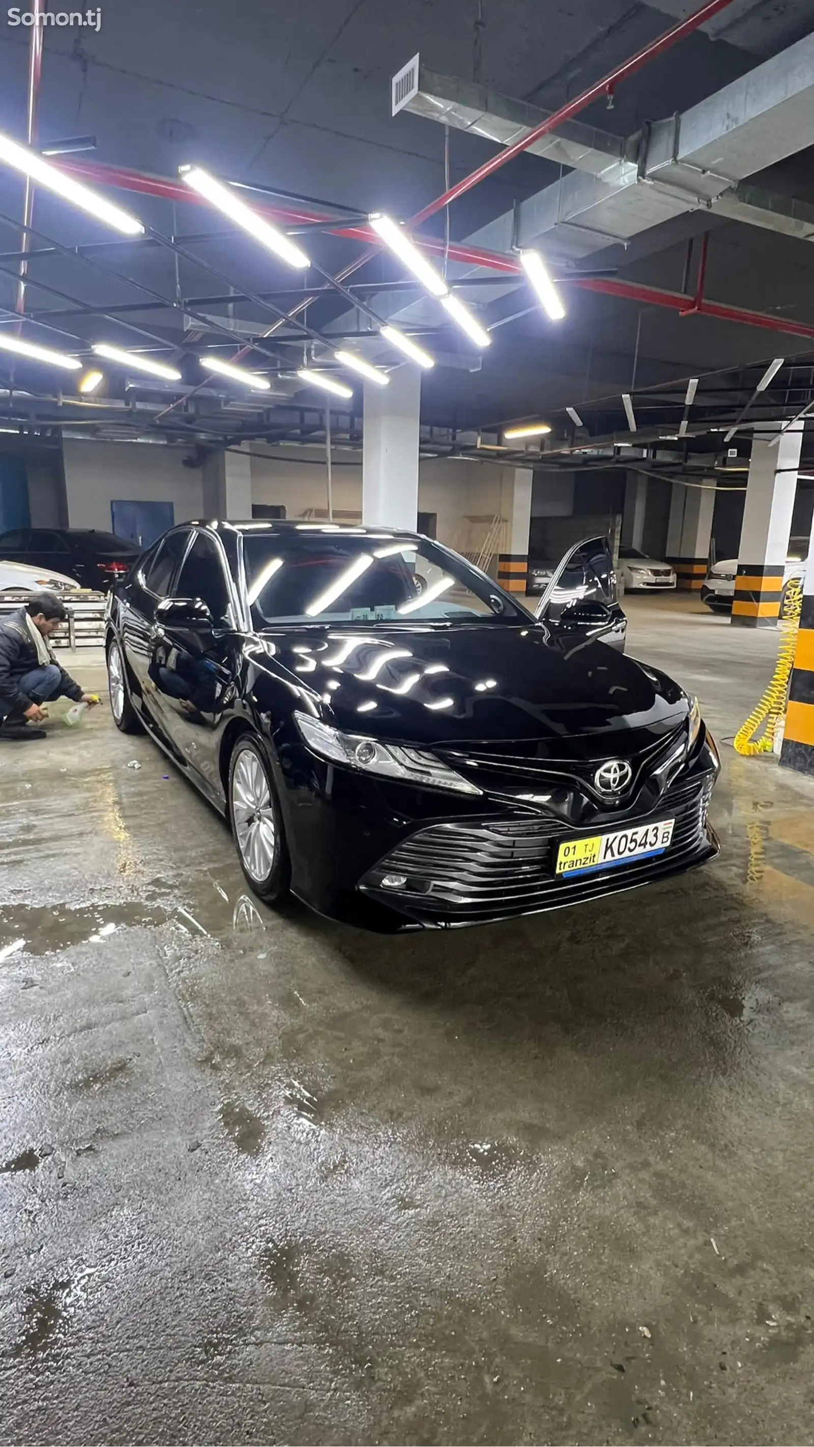 Toyota Camry, 2018-1