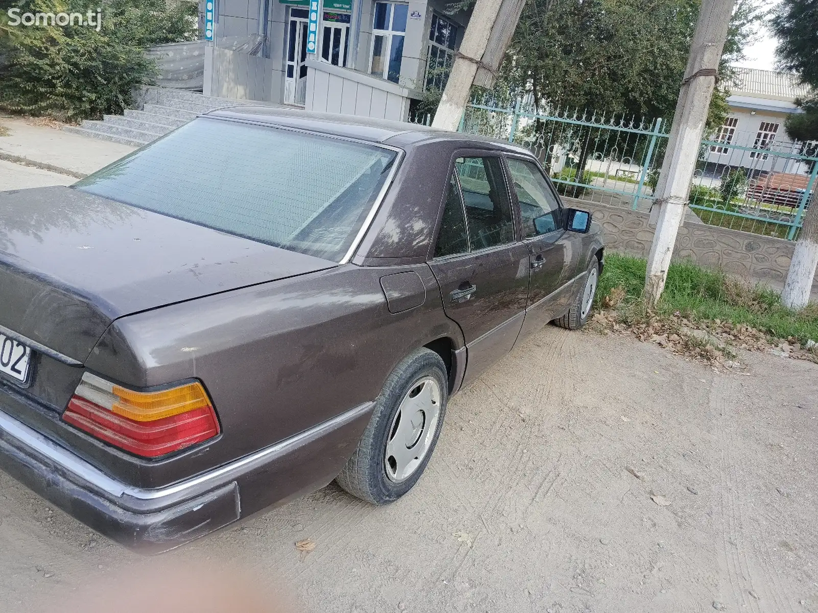 Mercedes-Benz W124, 1992-3