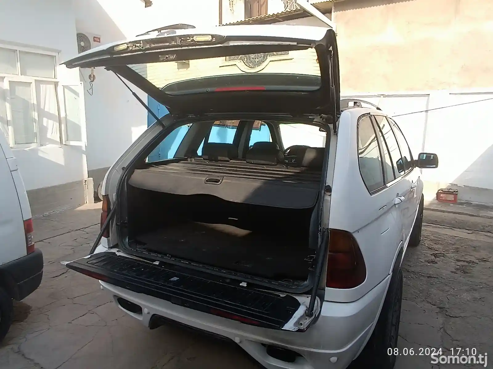 BMW X5, 2003-8