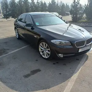 BMW 5 series, 2013