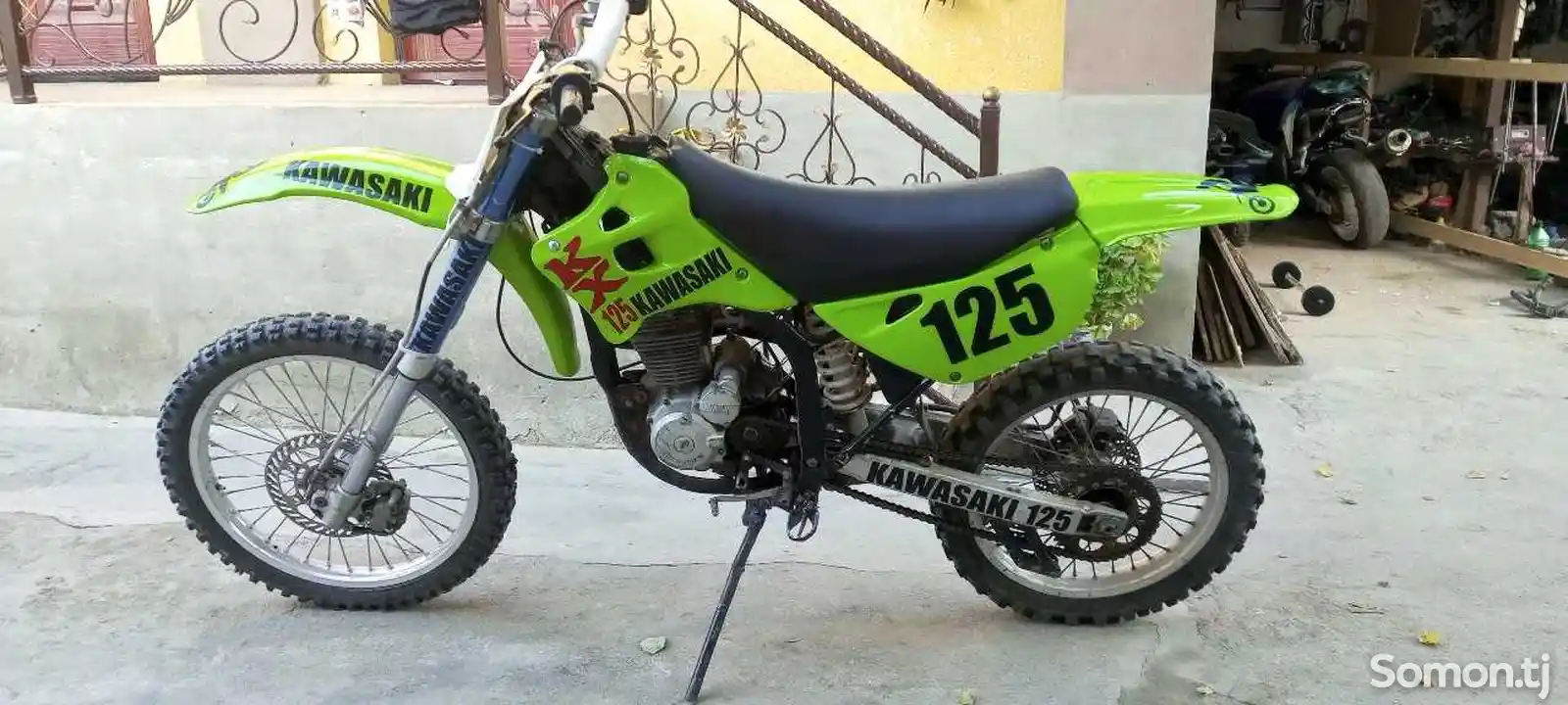 Мотоцикл Kawasaki 250-2