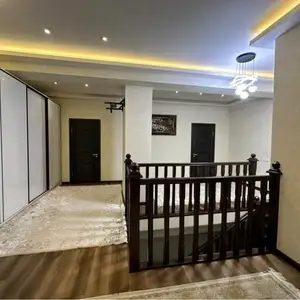 6-комн. квартира, 10 этаж, 216 м², Профсоюз