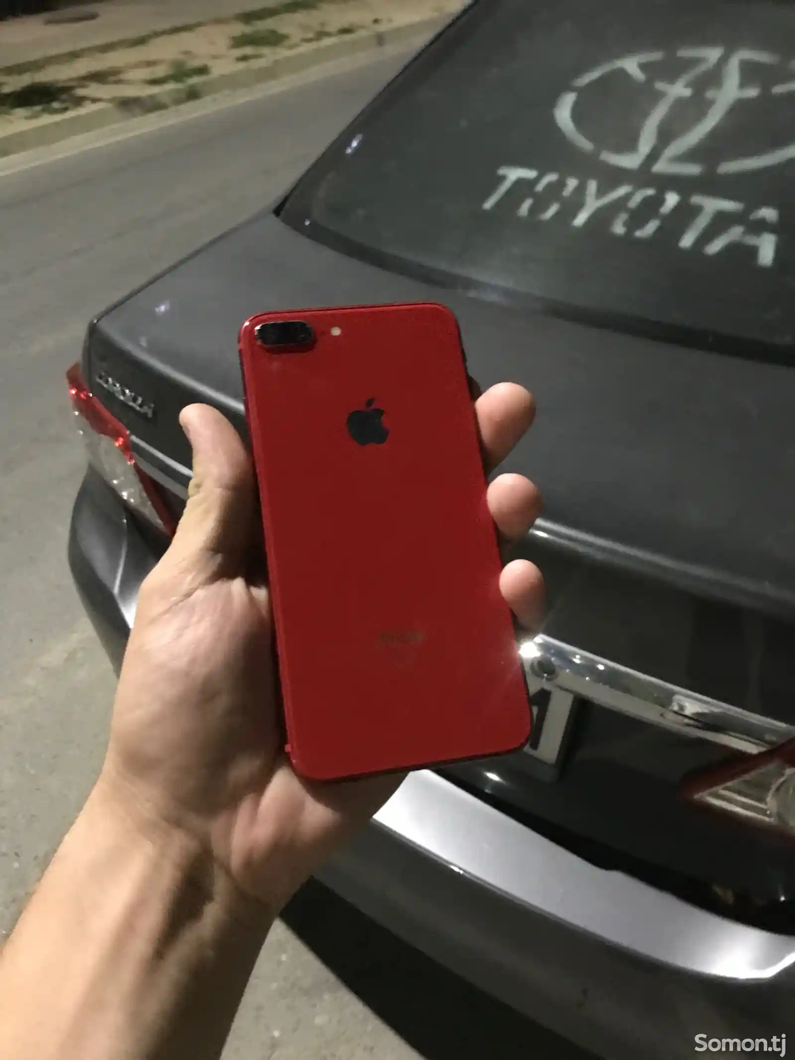 Apple iPhone 8 plus, 64 gb, Product Red-1