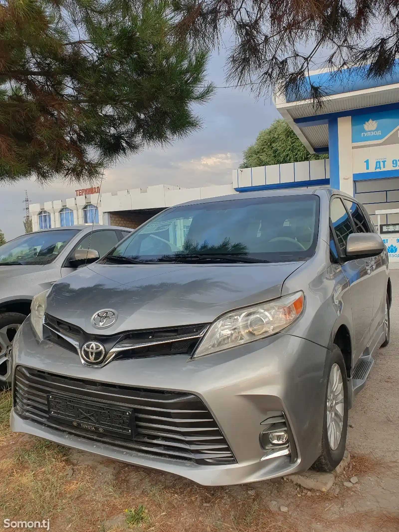 Toyota Sienna, 2014-2