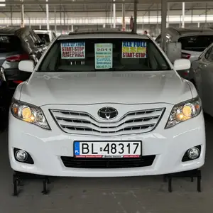 Toyota Camry, 2010