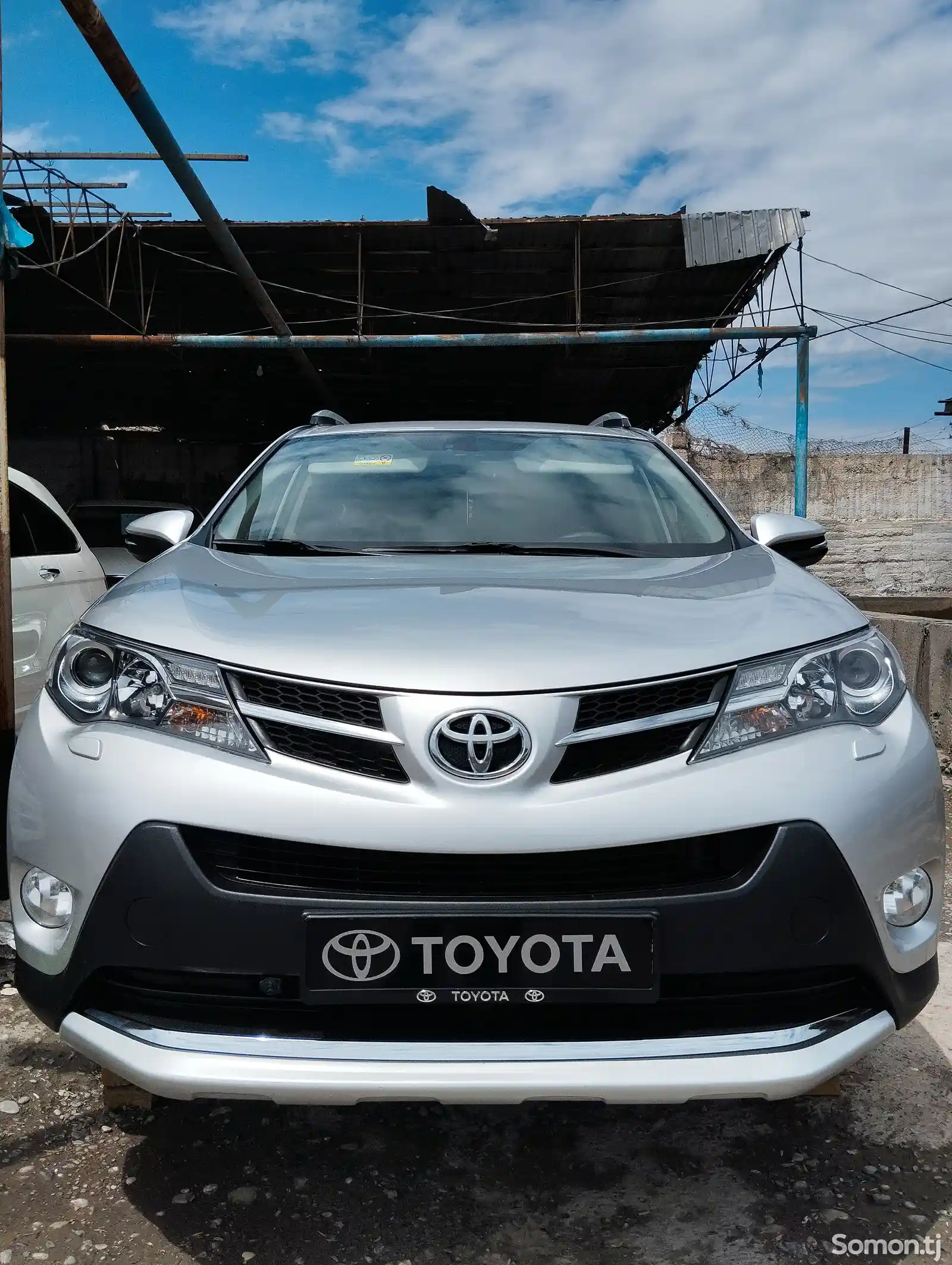 Toyota RAV 4, 2015-1