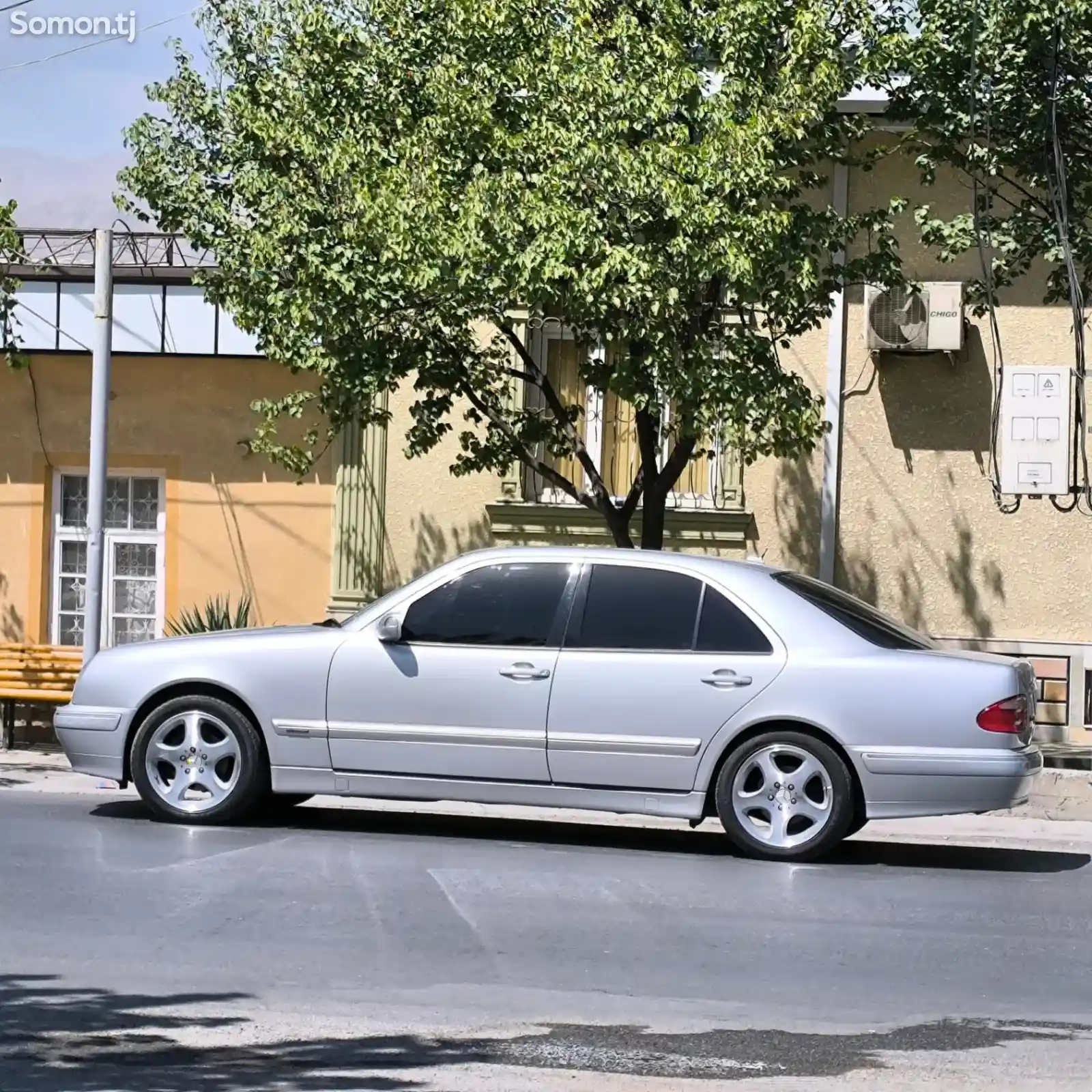 Mercedes-Benz E class, 1999-4