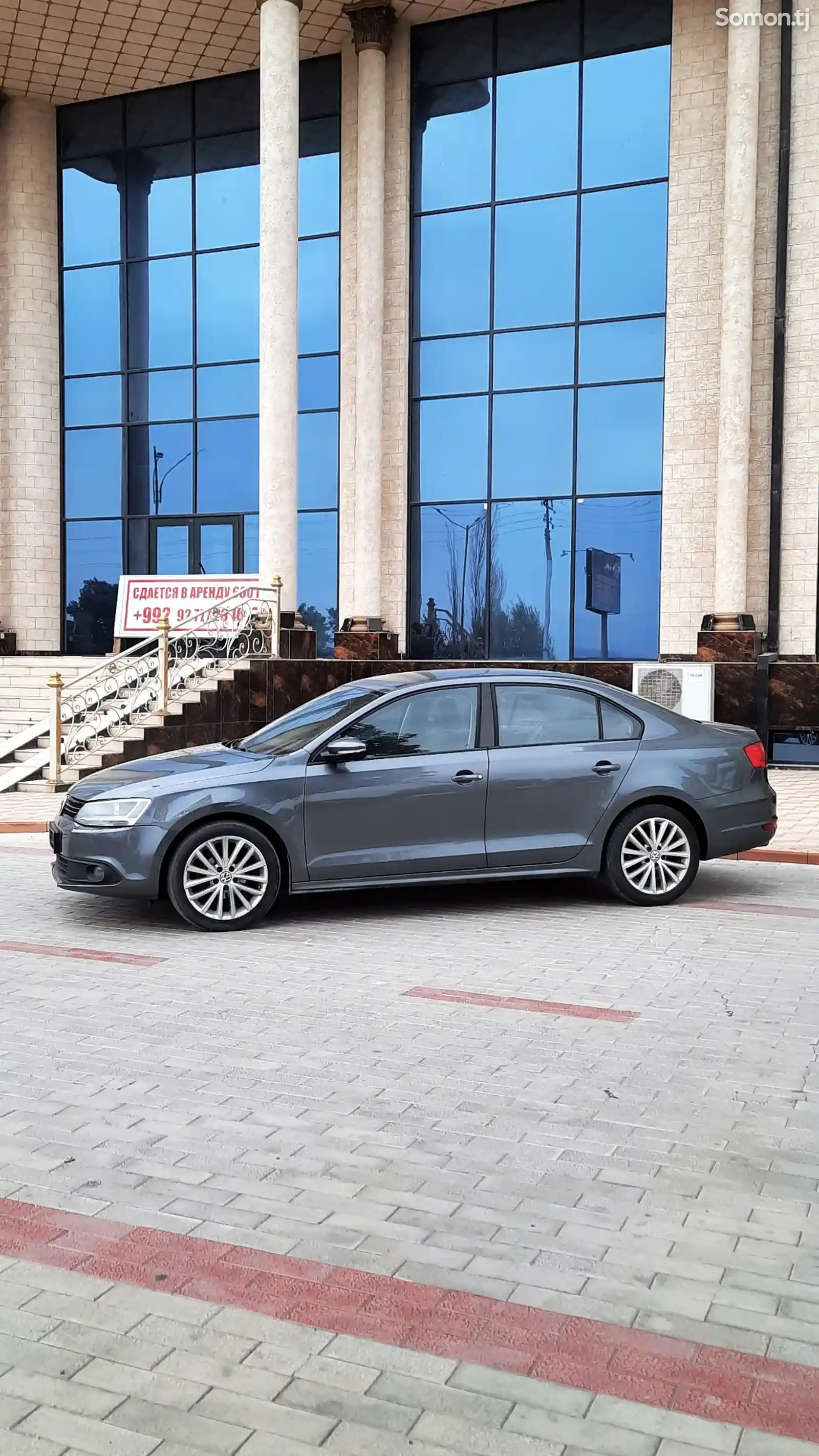 Volkswagen Jetta, 2014-6