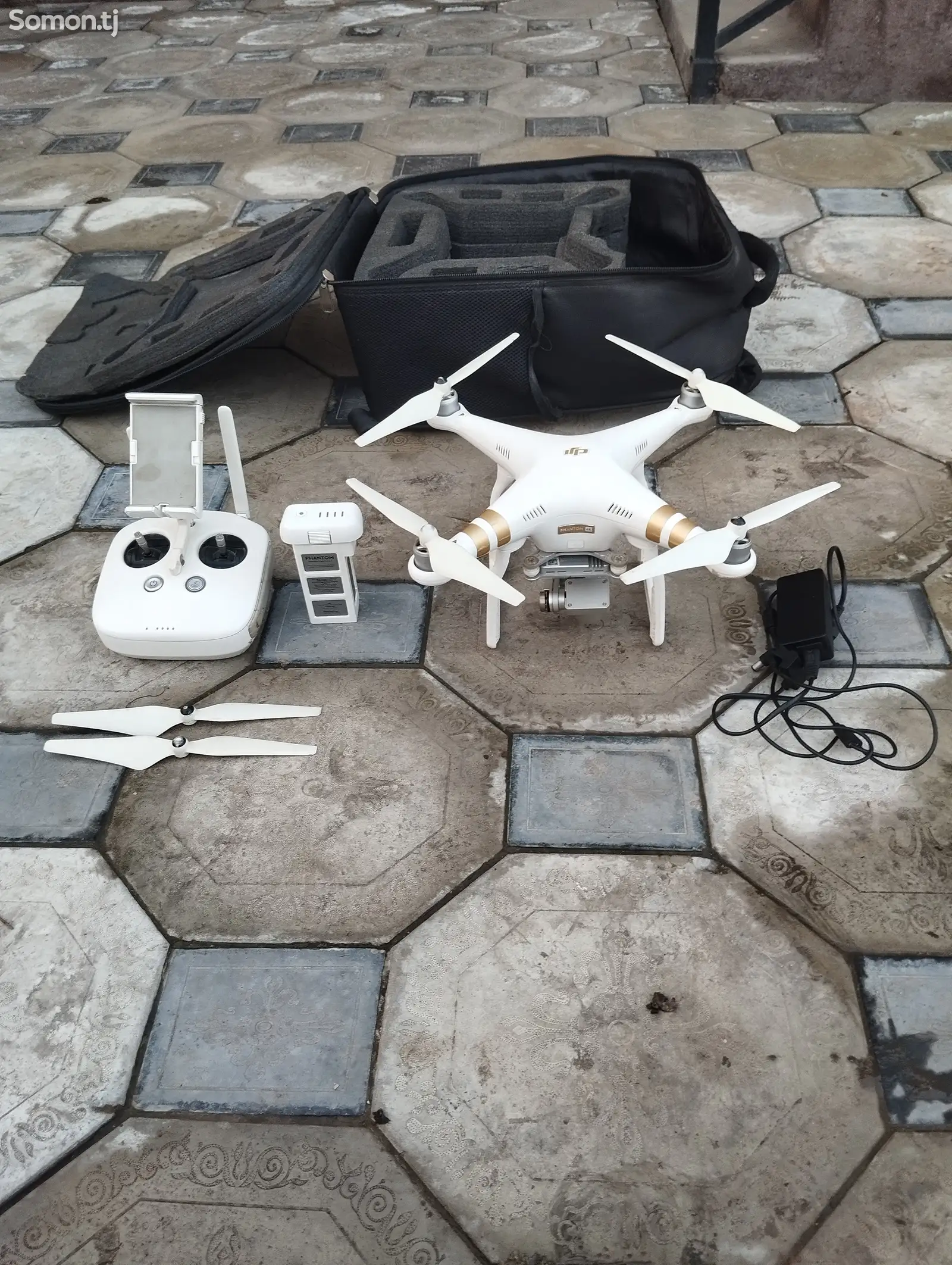 Коптер Dji Phantom 4-1