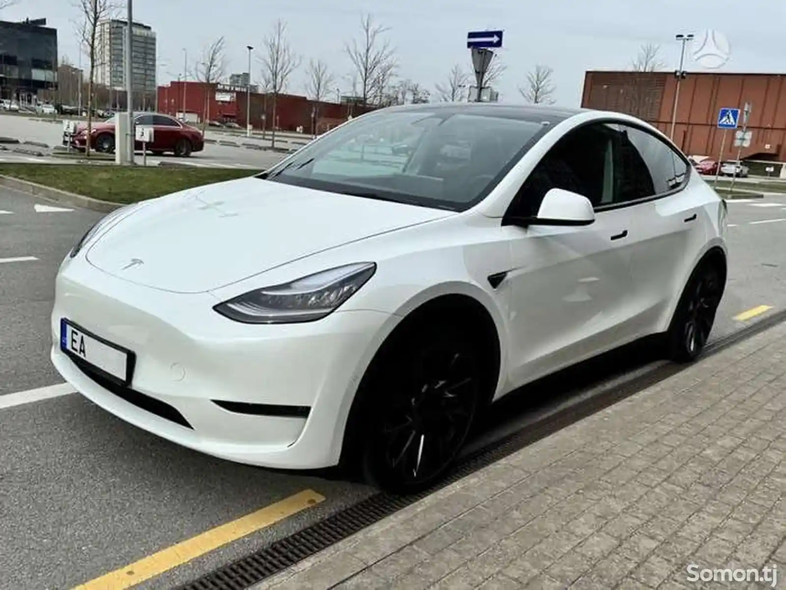 Tesla Model Y, 2021-7