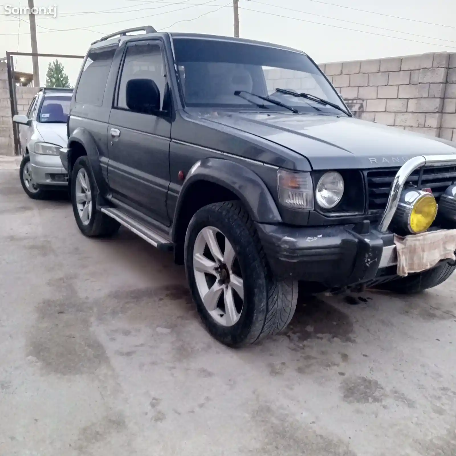 Mitsubishi Pajero, 1992-3