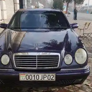 Mercedes-Benz E class, 1998