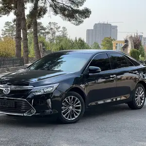 Toyota Camry, 2015