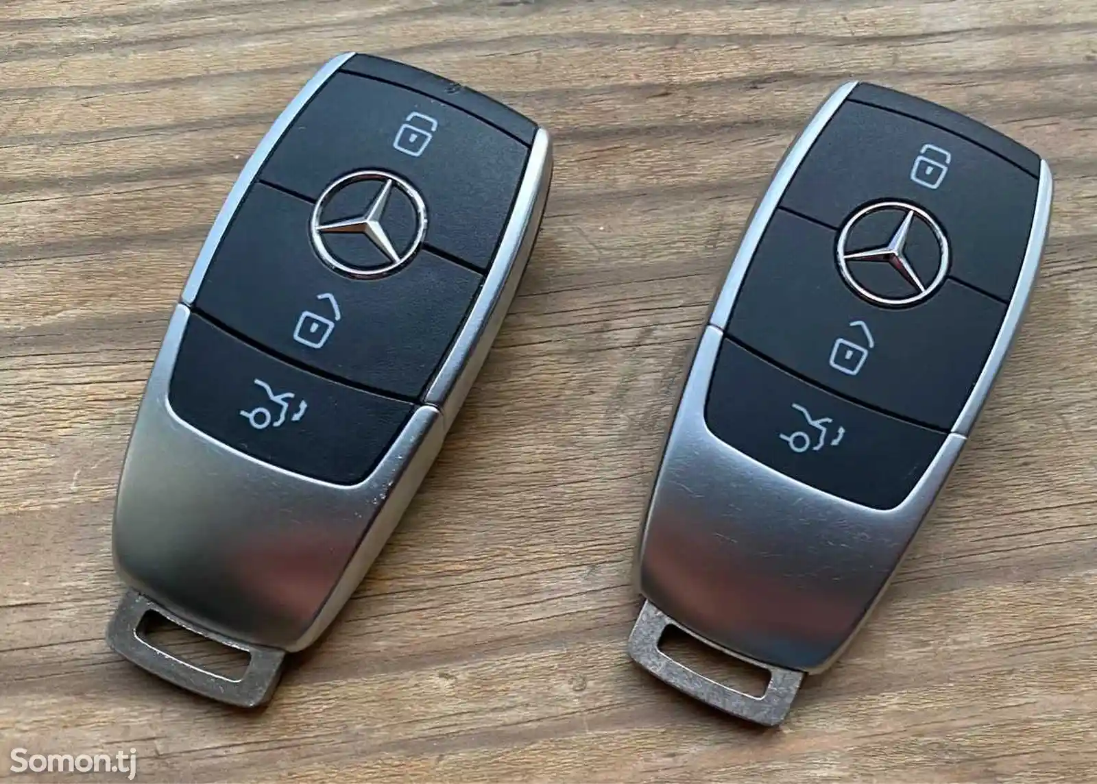 Ключ от Mercedes-Benz W205-1