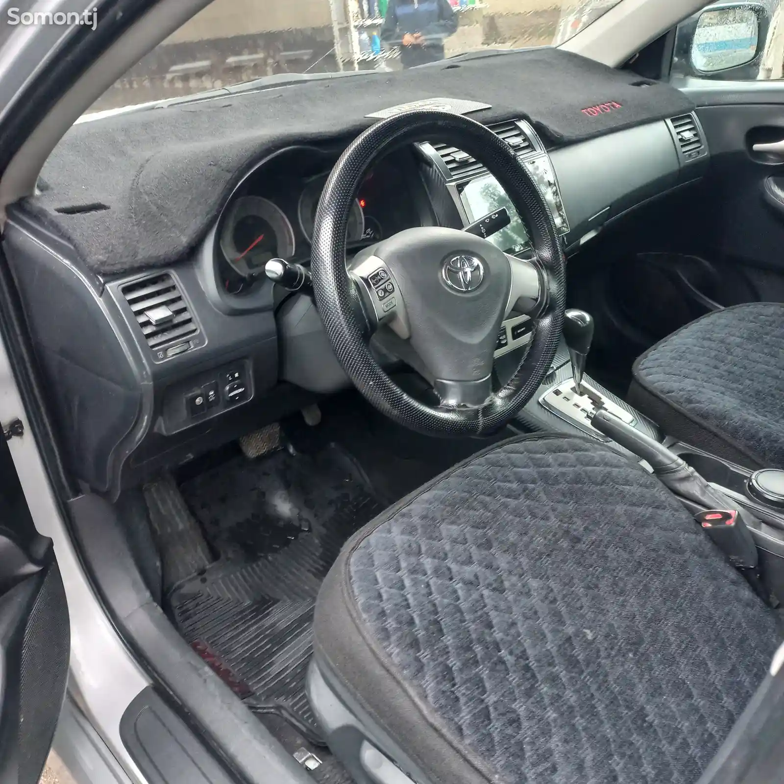 Toyota Corolla, 2010-7
