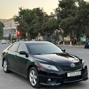 Toyota Camry, 2011