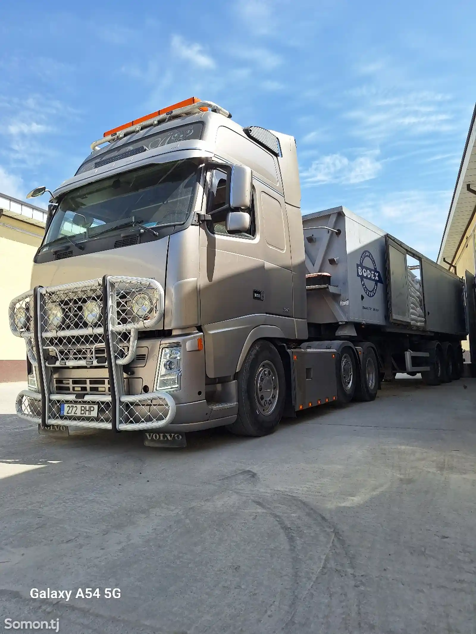 Бортовой грузовик Volvo FH16, 2008-10