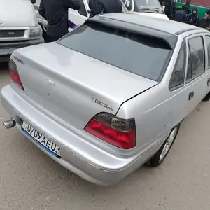 Daewoo Nexia, 1995