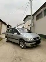 Opel Zafira, 2002-2