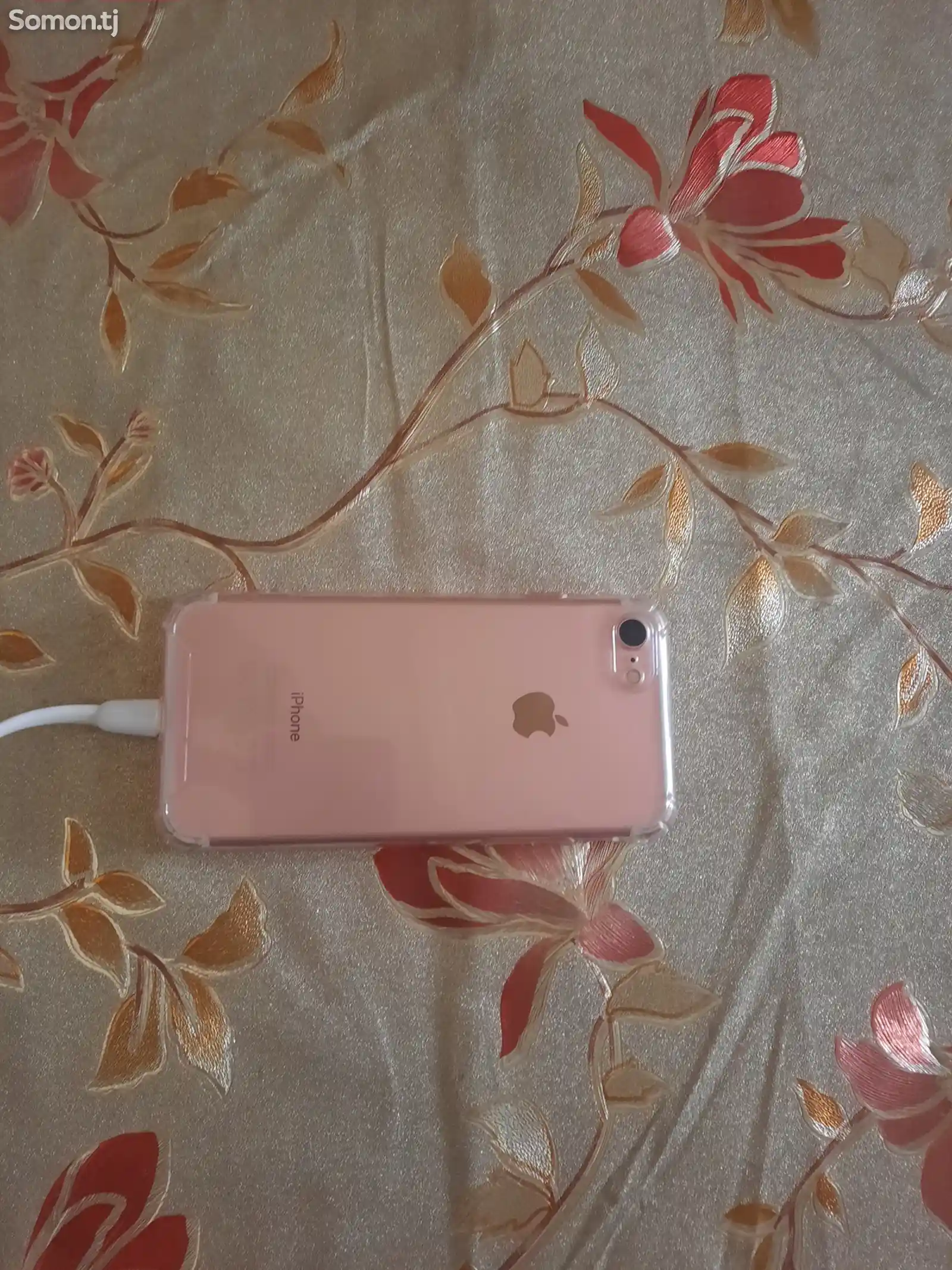 Apple iPhone 7, 32 gb-9