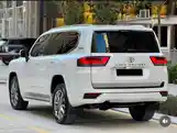 Toyota Land Cruiser, 2022-4