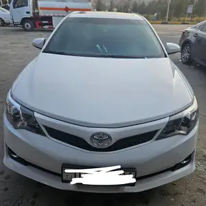 Toyota Camry, 2013