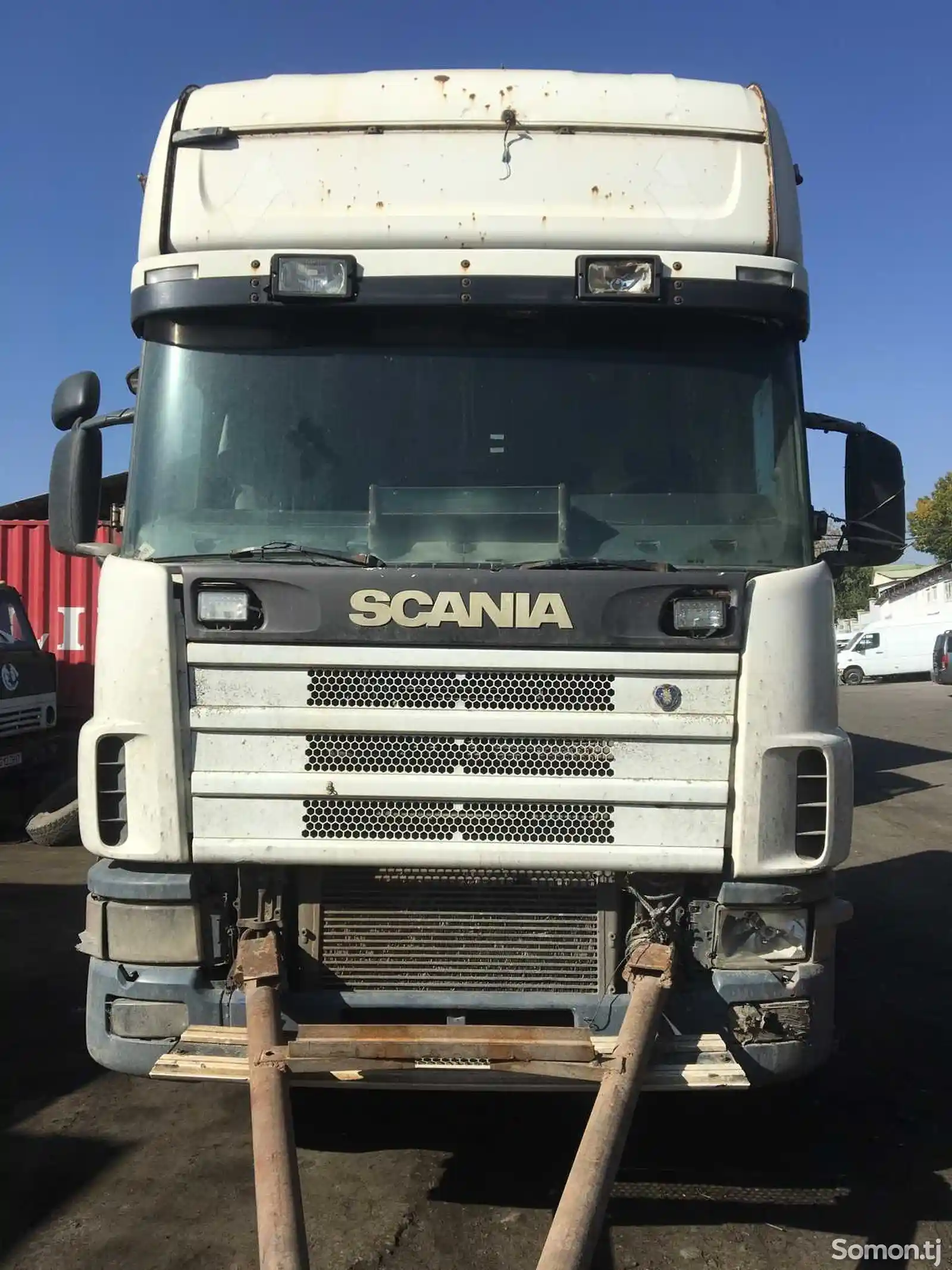 Седельный тягач Scania на запчасти-1