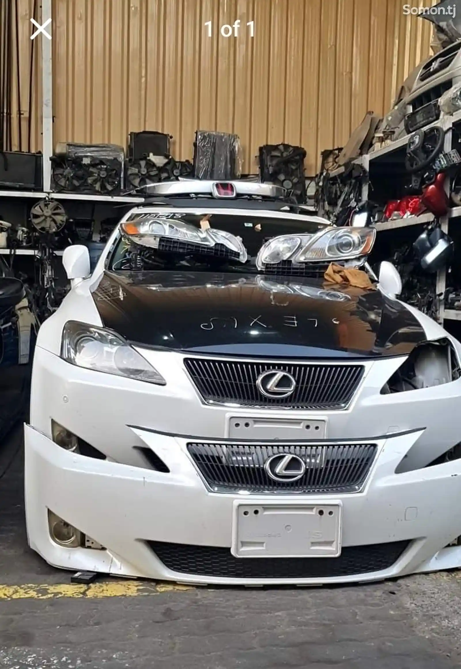 Бампер для Lexus