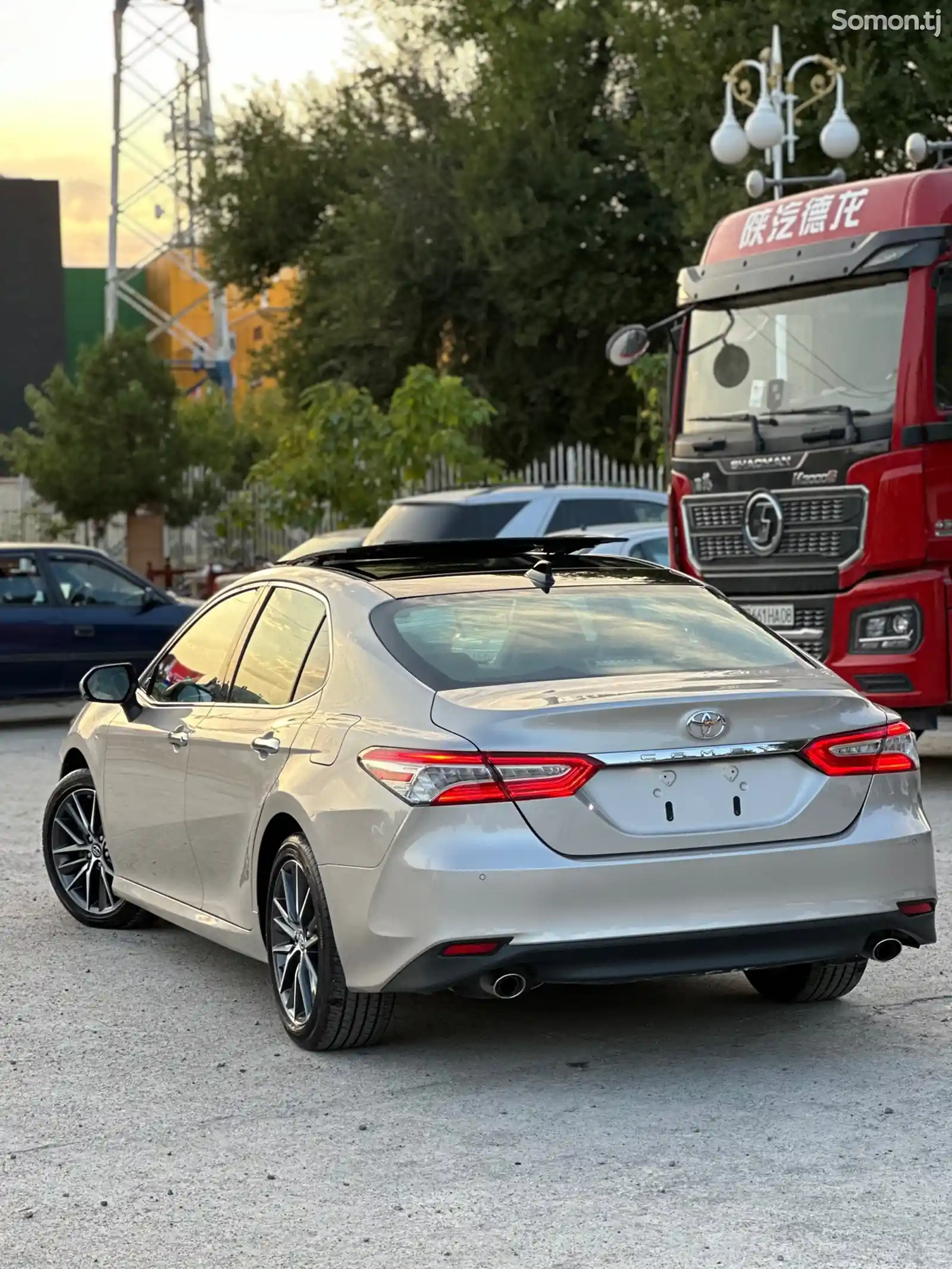 Toyota Camry, 2023-4