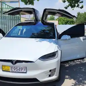 Tesla Model X, 2018
