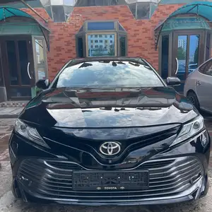 Toyota Camry, 2019