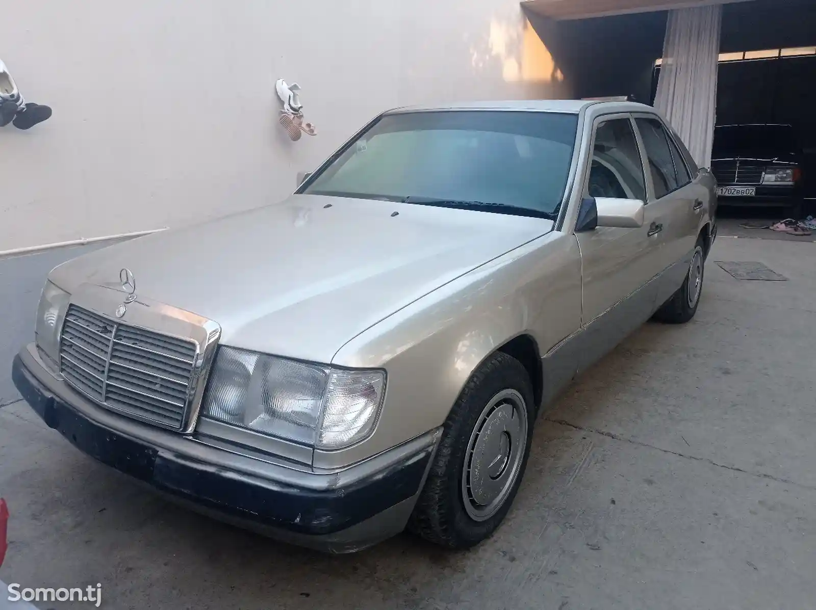 Mercedes-Benz W124, 1992-6