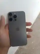 Apple iPhone XR-4