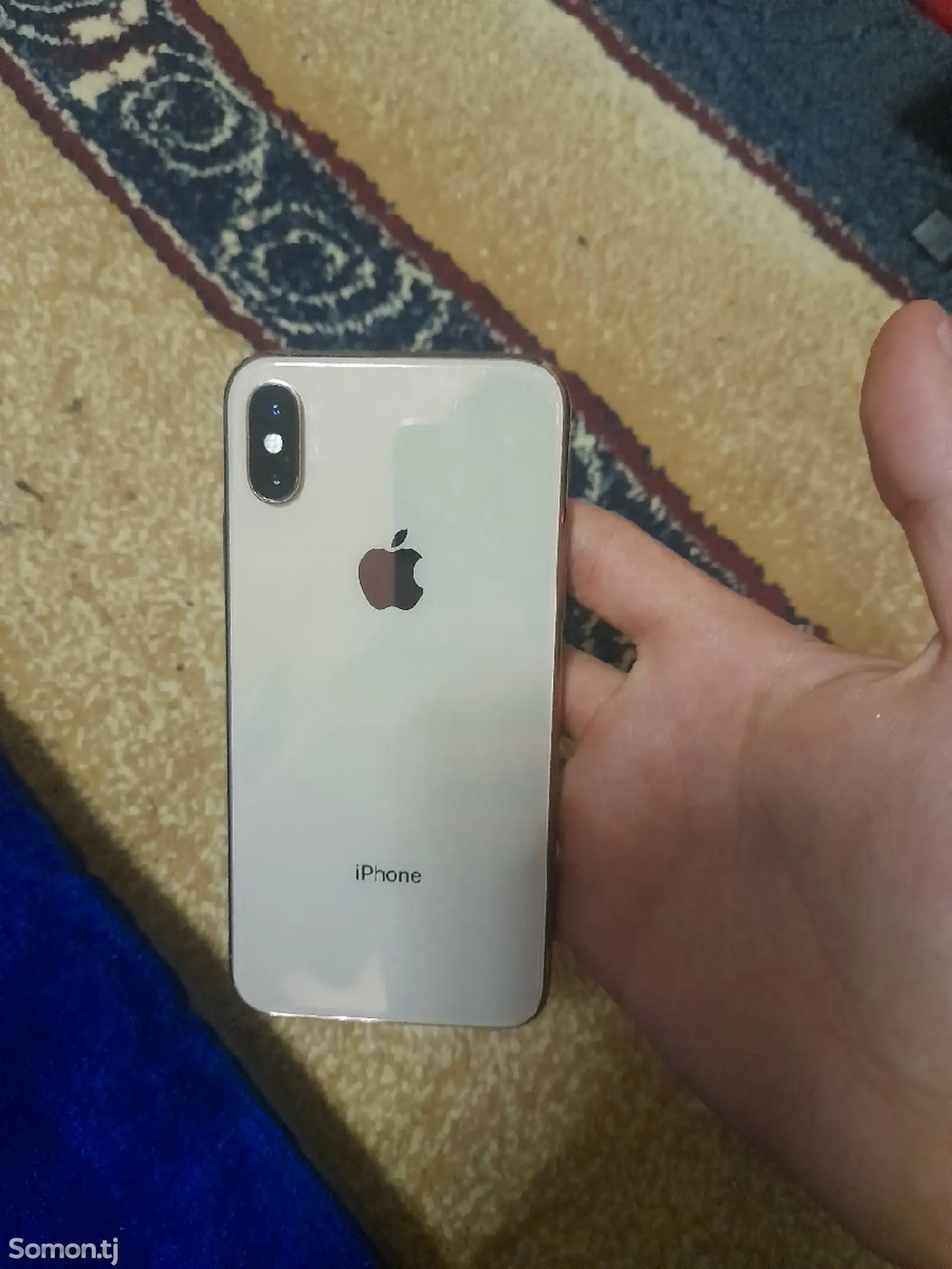 Apple iPhone Xs, 64 gb, Gold-1