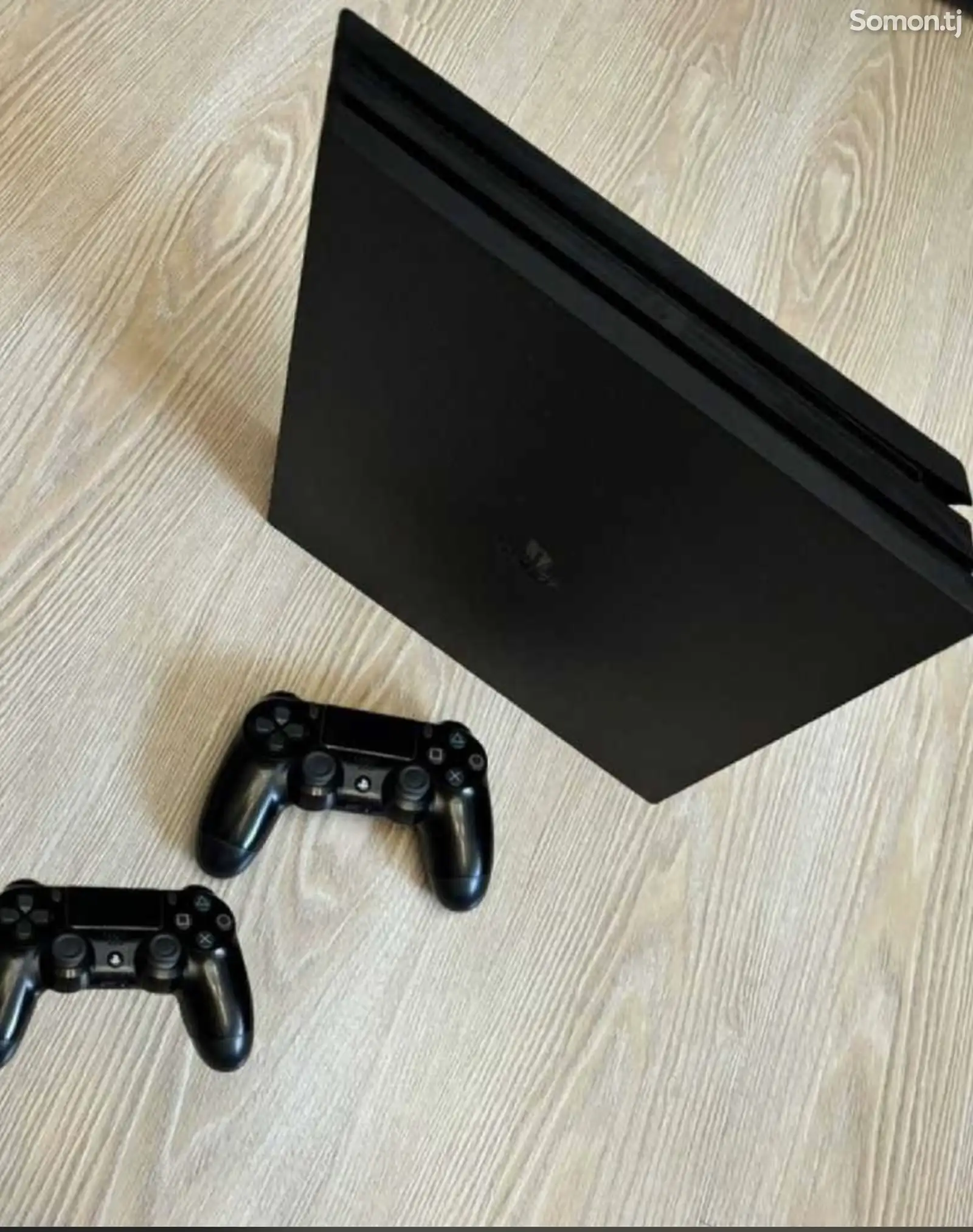 Игровая приставка Sony PlayStation 4 Pro-1