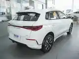 BYD E2, 2024-4