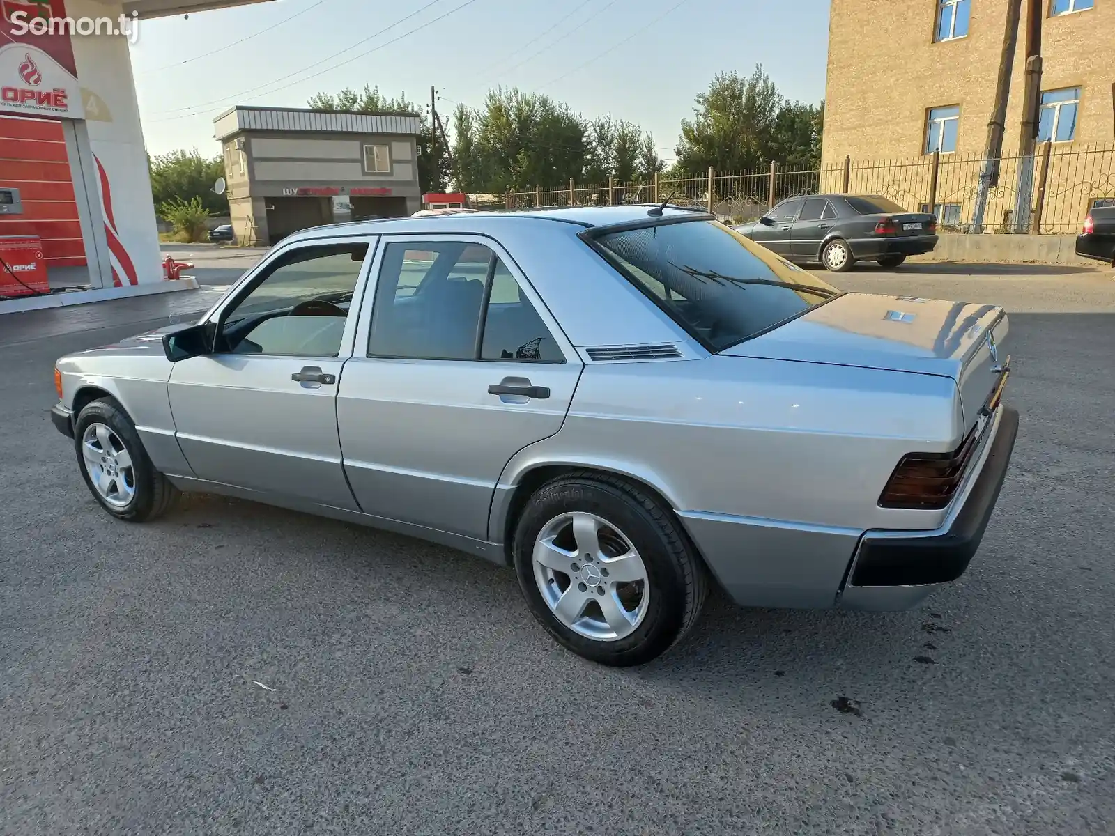 Mercedes-Benz W201, 1992-2