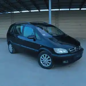 Opel Zafira, 2004