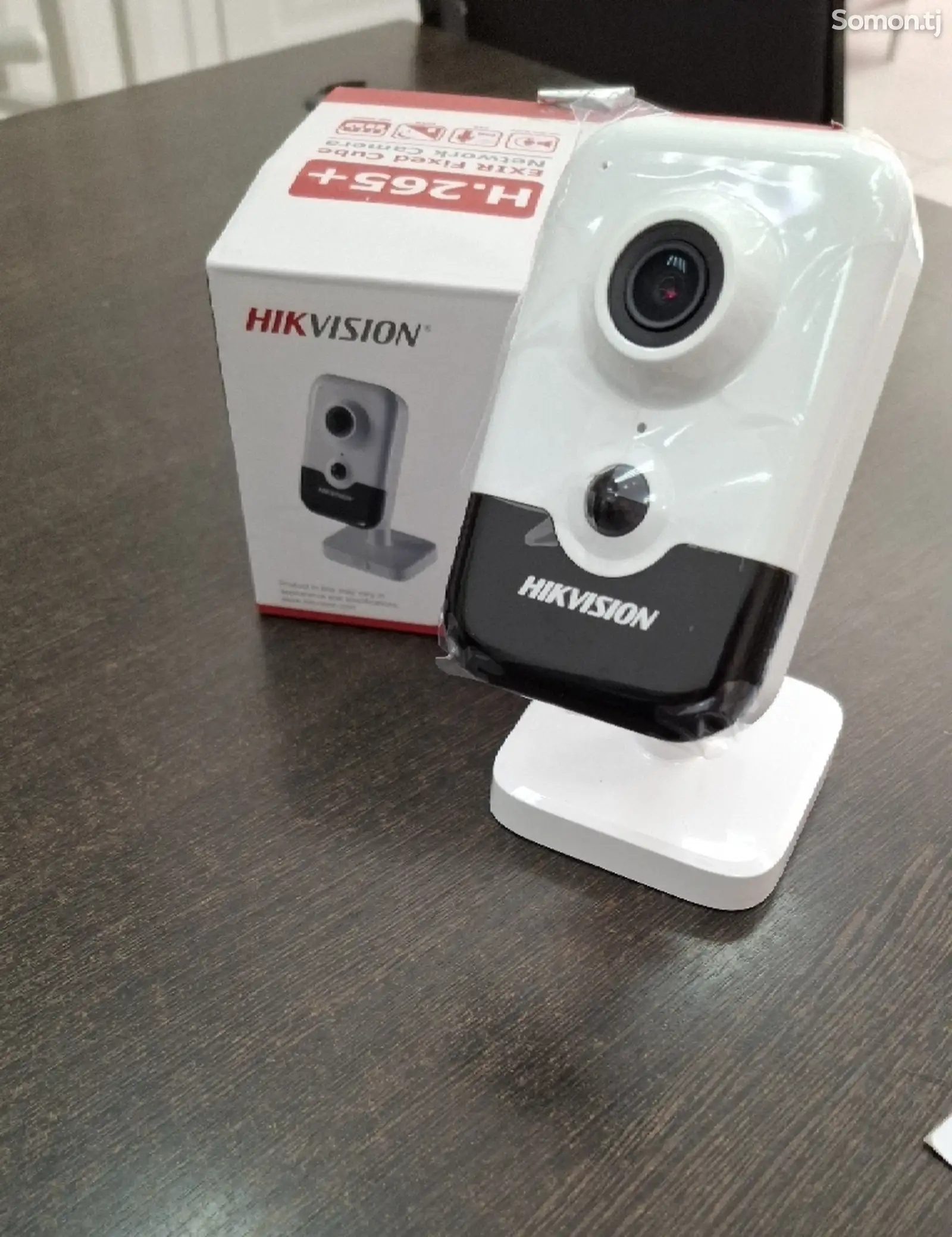 Ip камера видеонаблюдения Hikvision-1