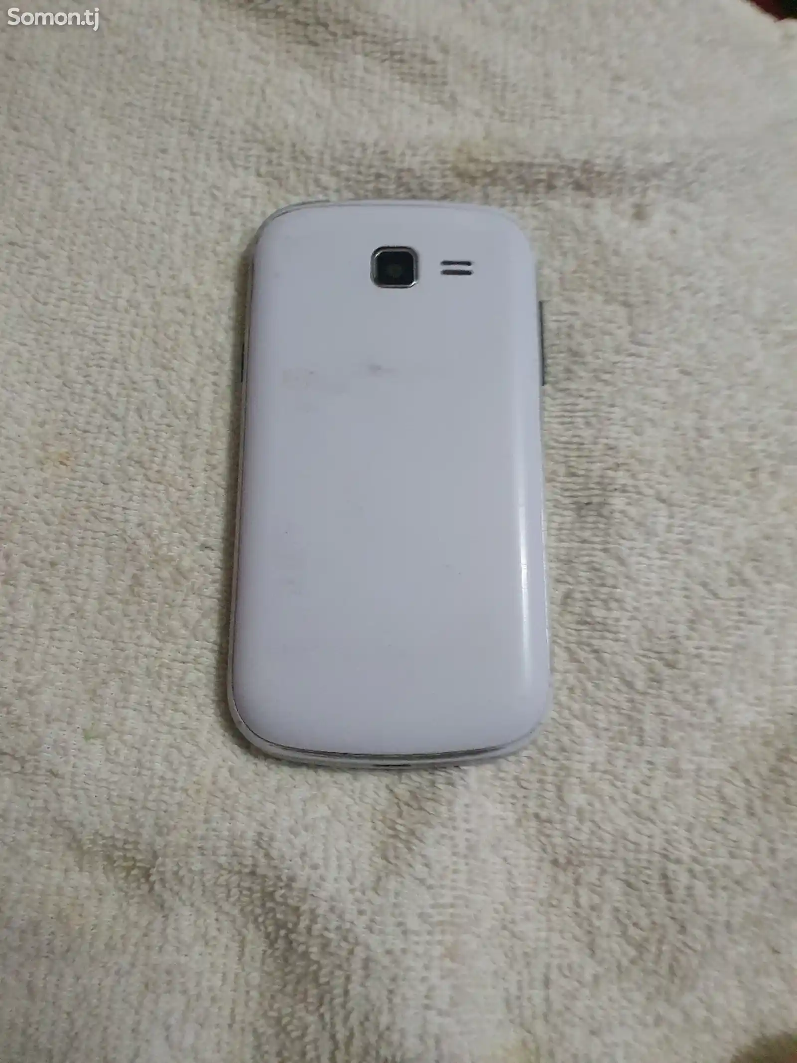 Samsung Galaxy 7390 Duos-5
