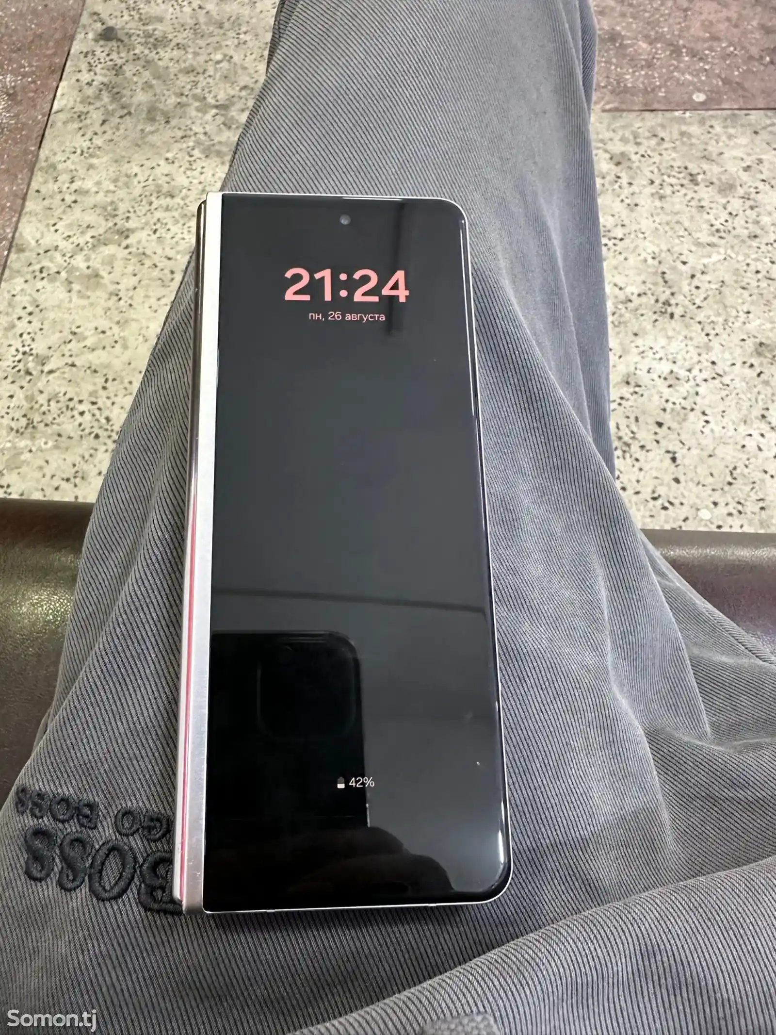 Samsung Galaxy Z Fold 3-3