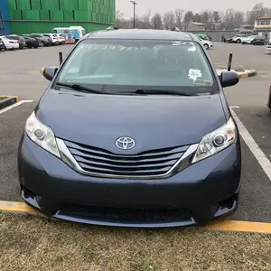 Toyota Sienna, 2015