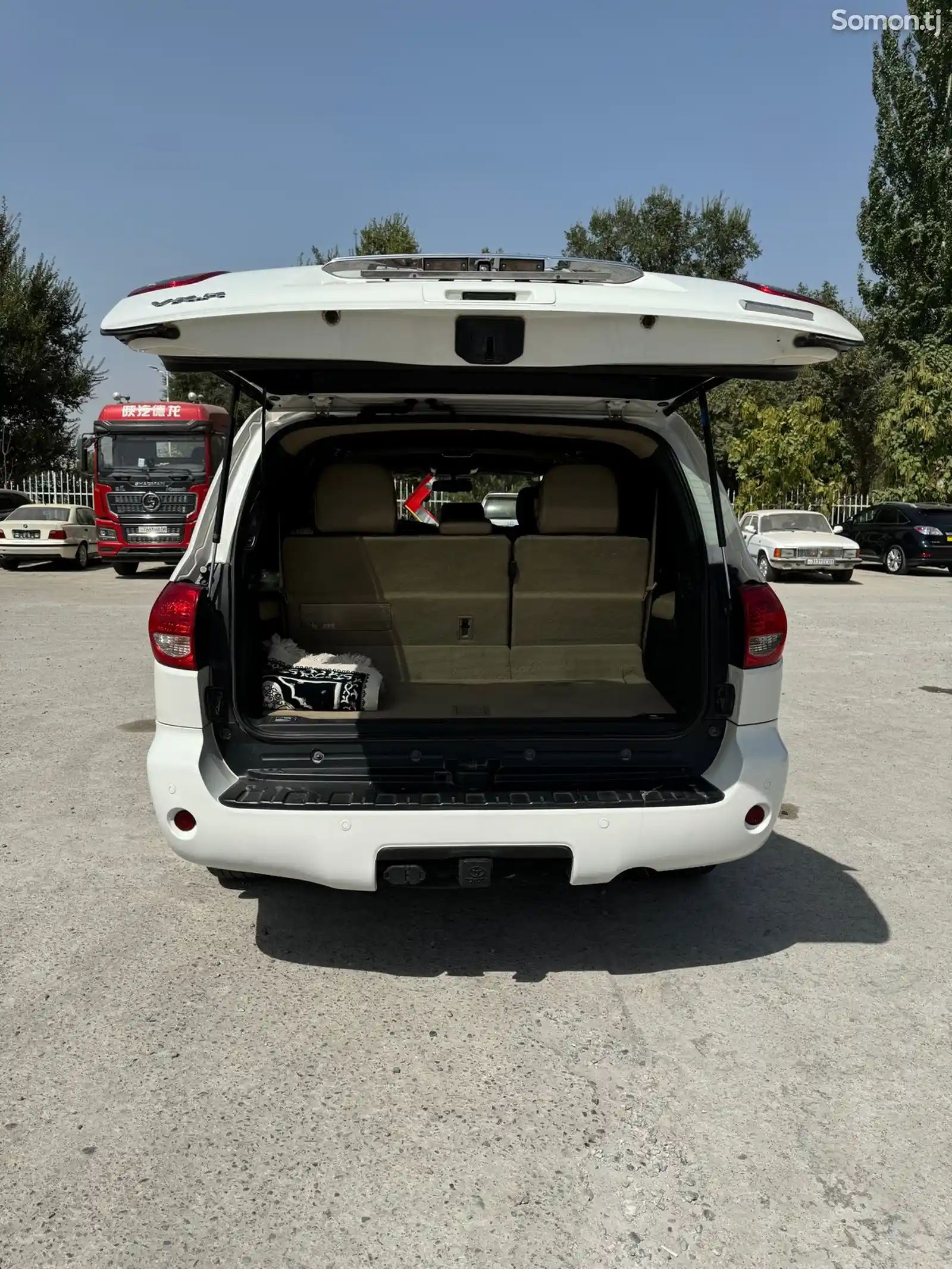 Toyota Sequoia, 2014-12