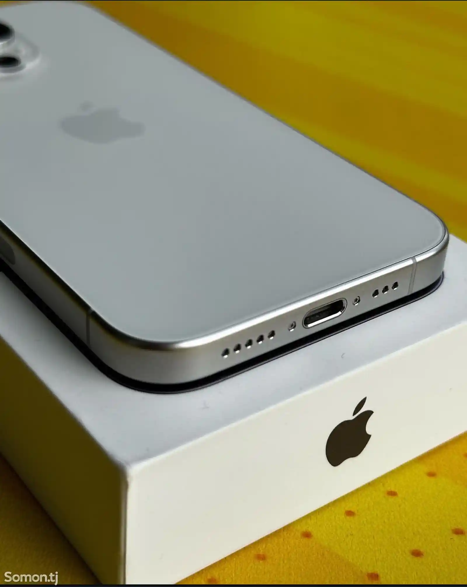 Apple iPhone 15 Pro Max, 256 gb, White Titanium-4