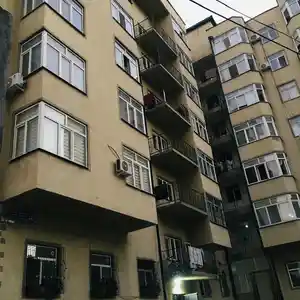 2-комн. квартира, 2 этаж, 44 м², Рудаки